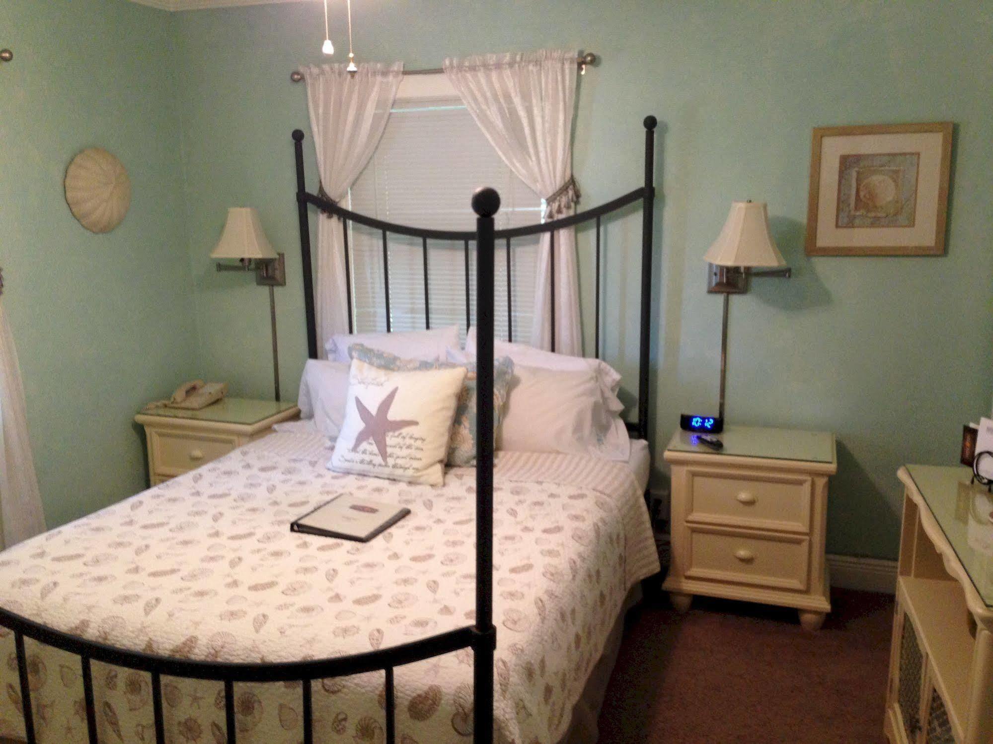 Mango Inn Bed And Breakfast Lake Worth Beach Exteriör bild